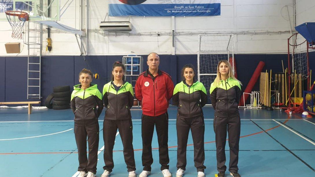 Türkiye Öğretmenler Kupası Finallerinde Mücadele Eden Kadın Masa Tenisi Takımımız Türkiye 1.'si Oldu.