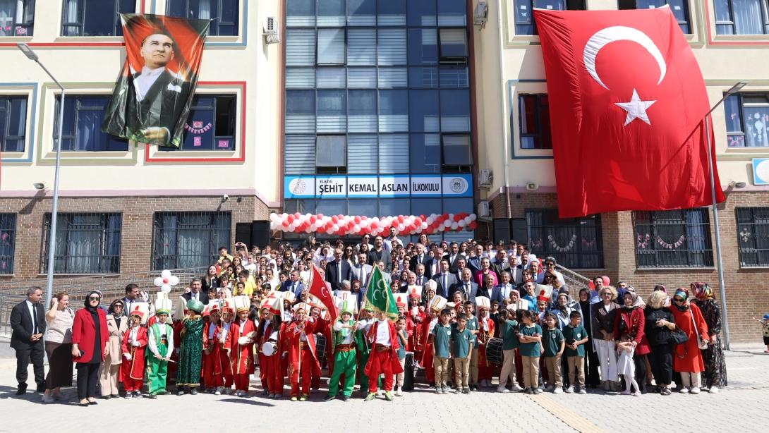 İLKÖĞRETİM HAFTASI COŞKUYLA KUTLANDI